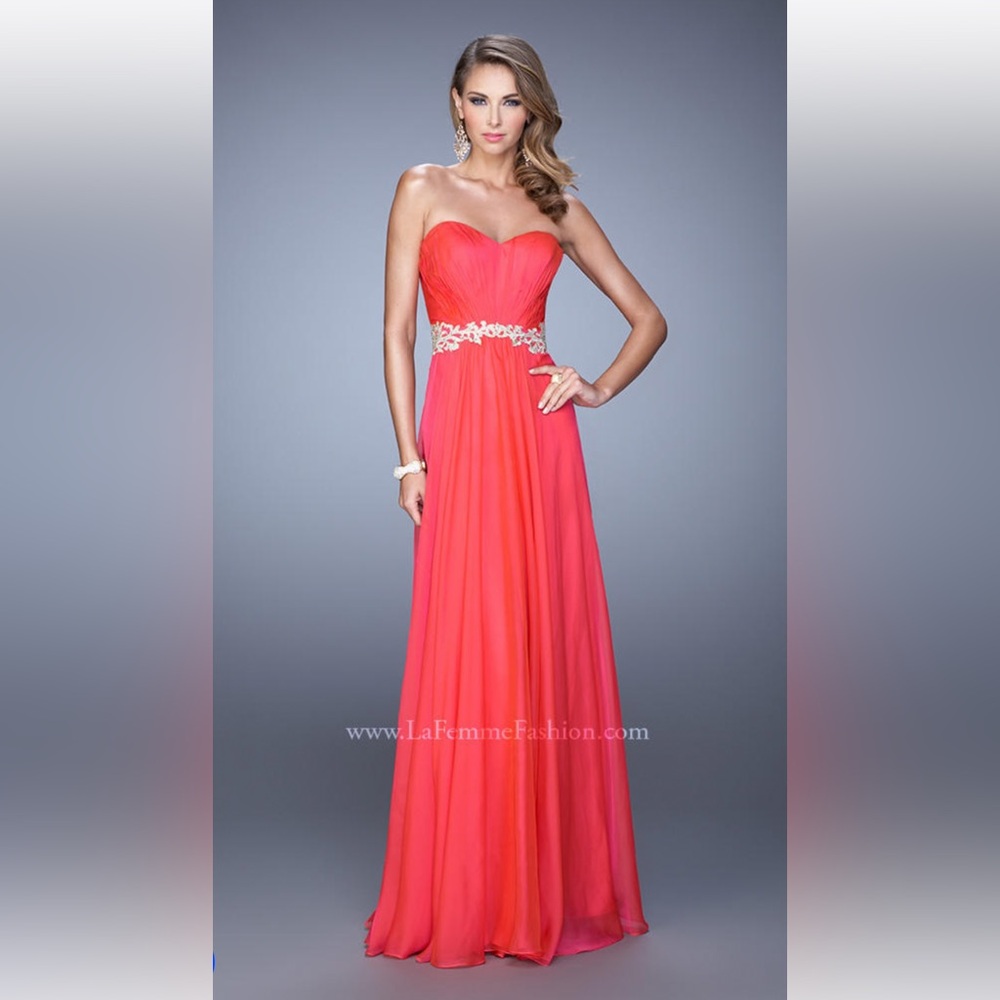 Prom NWT La Femme watermelon embroidered waist chiffon strapless sweetheart Sz10